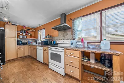 7910 Winalda Avenue, Sherrills Ford, NC 28673 - Photo 6