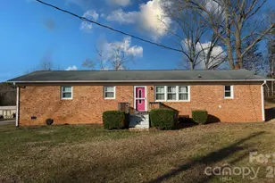 7910 Winalda Ave, Sherrills Ford, NC 28673 - Photo 1