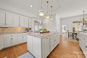 8934 Winged Bourne Rd, Charlotte, NC 28210 - Photo 16