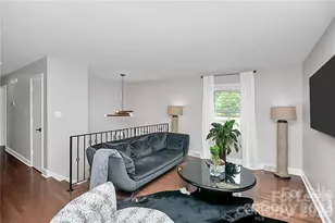 3052 Brookridge Ln, Charlotte, NC 28211 - Photo 2