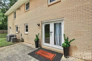 3052 Brookridge Ln, Charlotte, NC 28211 - Photo 36