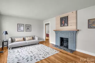 1038 Sylvan Blvd, Hendersonville, NC 28791 - Photo 4