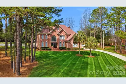 6041 Bluebird Hill Lane, Matthews, NC 28104 - Photo 2