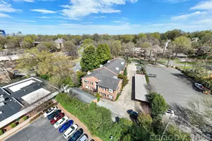 1016 Queens Rd, Charlotte, NC 28207 - Photo 2