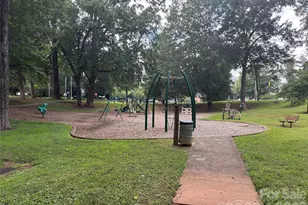 1016 Queens Rd, Charlotte, NC 28207 - Photo 26