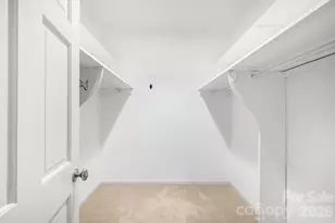 1016 Queens Rd, Charlotte, NC 28207 - Photo 16