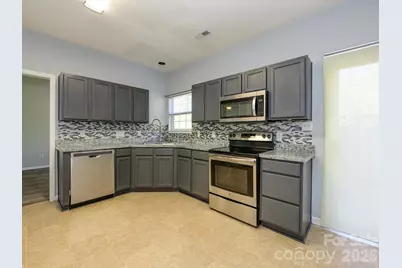 8625 Galena View Drive, Charlotte, NC 28269 - Photo 10