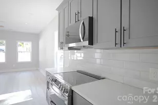 501 Granby Cir, Charlotte, NC 28217 - Photo 6