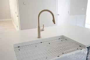 501 Granby Cir, Charlotte, NC 28217 - Photo 8