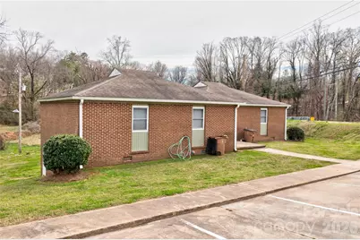 937 Kings Road, Shelby, NC 28150 - Photo 10