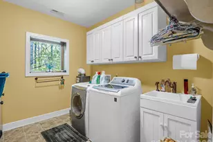 30 Laurel Branch Dr, Black Mountain, NC 28711 - Photo 20