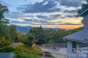 553 Deep Gap Rd, Sylva, NC 28779 - Photo 2