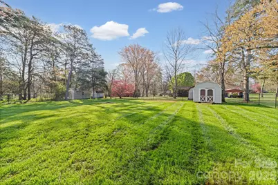 3227 Westover Road, Statesville, NC 28677 - Photo 32