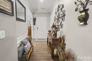 685 Birchway Dr, Fort Mill, SC 29715 - Photo 2