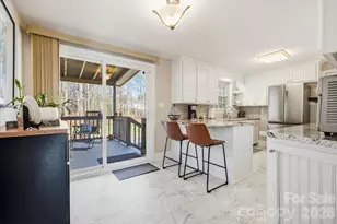 2841 20th St NE, Hickory, NC 28601 - Photo 6