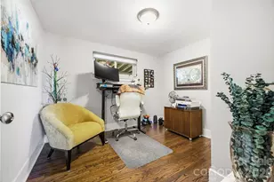 2841 20th St NE, Hickory, NC 28601 - Photo 8