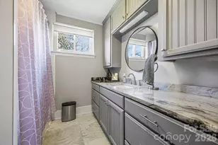 2841 20th St NE, Hickory, NC 28601 - Photo 12
