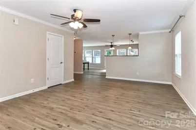 1123 Valley Street, Statesville, NC 28677 - Photo 8