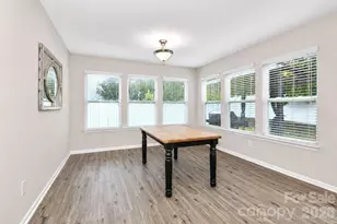 1123 Valley St, Statesville, NC 28677 - Photo 10