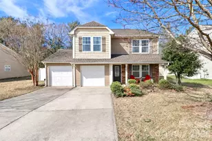 1123 Valley St, Statesville, NC 28677 - Photo 2