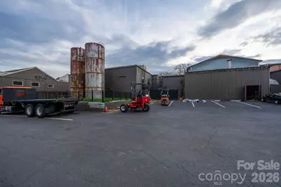 719 Old Lenoir Road, Hickory, NC 28601 - Photo 6