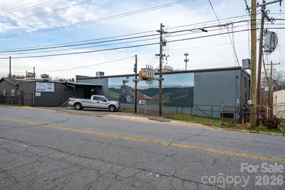 719 Old Lenoir Road, Hickory, NC 28601 - Photo 12