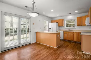 12231 Hood Bend Ct, Charlotte, NC 28273 - Photo 8