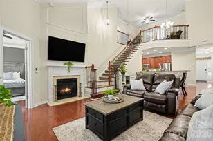 8432 Loxton Cir, Charlotte, NC 28214 - Photo 10