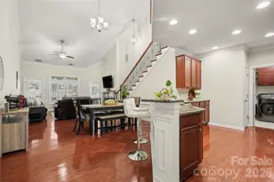 8432 Loxton Cir, Charlotte, NC 28214 - Photo 6