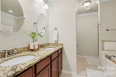 8432 Loxton Circle, Charlotte, NC 28214 - Photo 14