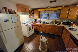 1054 Benjaman Dr, Greenville, NC 27834 - Photo 12