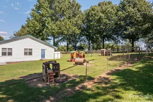 2482 June Bug Rd, Vale, NC 28168 - Photo 4