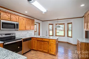 2515 Myra Ln, Lincolnton, NC 28092 - Photo 12