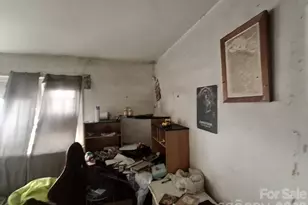 1764 E Hanrahan Rd, Ayden, NC 28513 - Photo 4