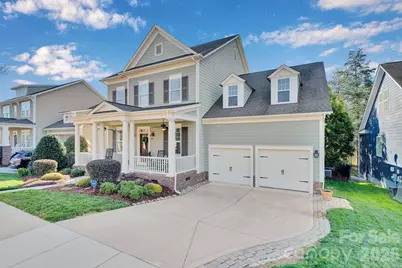 18916 Cypress Garden Drive, Davidson, NC 28036 - Photo 2