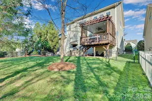 18916 Cypress Garden Dr, Davidson, NC 28036 - Photo 44