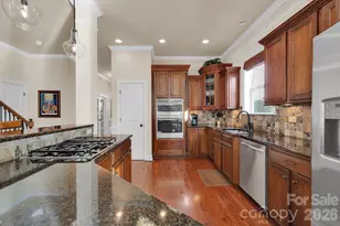 18916 Cypress Garden Dr, Davidson, NC 28036 - Photo 18