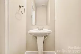 3629 Arklow Rd, Charlotte, NC 28269 - Photo 14