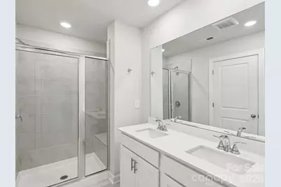 8132 Hidden Springs Trail, Charlotte, NC 28216 - Photo 14