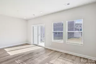 8132 Hidden Spgs Trl, Charlotte, NC 28216 - Photo 8