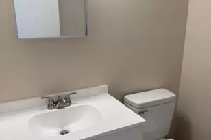 1610 Arlyn Cir, Charlotte, NC 28213 - Photo 20