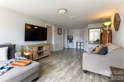 203 Pine Street, Candler, NC 28715 - Photo 12