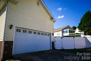 1009 Preston Dr, Lowell, NC 28098 - Photo 6