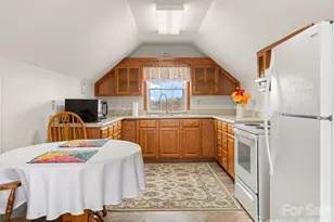 727 Jenkins Valley Rd, Alexander, NC 28701 - Photo 36