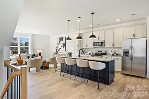 10717 Mallard Creek Rd, Charlotte, NC 28262 - Photo 2