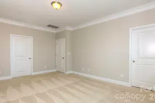 635 River Btm Rd, Fletcher, NC 28732 - Photo 22