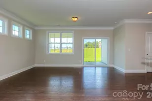 635 River Btm Rd, Fletcher, NC 28732 - Photo 12