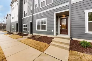6012 Pivot Ct, Charlotte, NC 28205 - Photo 2