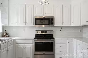 3704 Dakeita Cir, Concord, NC 28025 - Photo 10