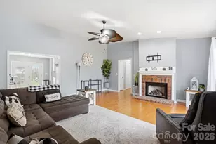 3704 Dakeita Cir, Concord, NC 28025 - Photo 4